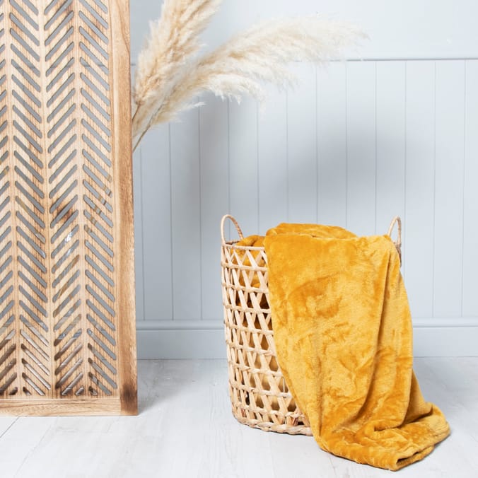 Home Collections Ultra Soft Throw