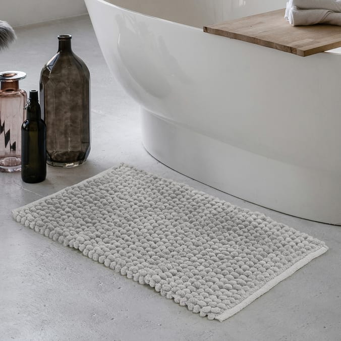 Home Collections Jumbo Chenille Bath Mat