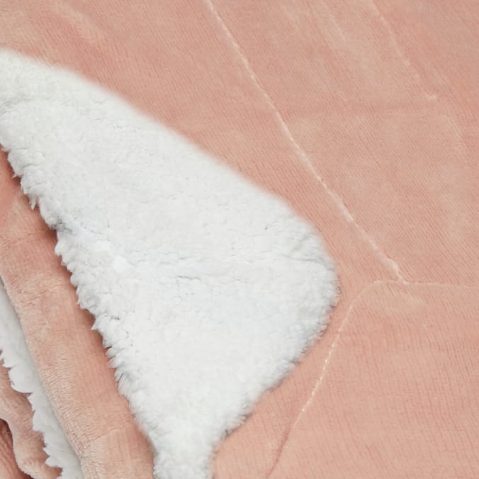 Home Collections Flannel Sherpa Throw