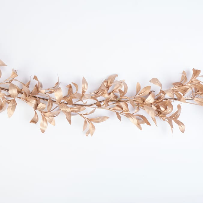 Winter Luxe Gold Leaf Christmas Garland