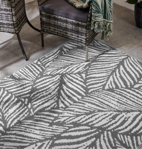 The Outdoor Living Collection Garden Rug 120 x 180cm - Grey Leaf