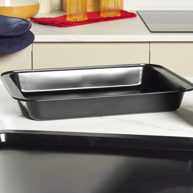 Russell Hobbs 38cm Roaster