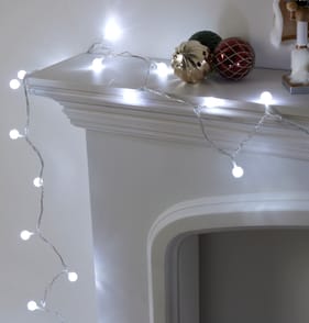 Prestige Mains Operated 100 LED Berry String Lights - Cool White