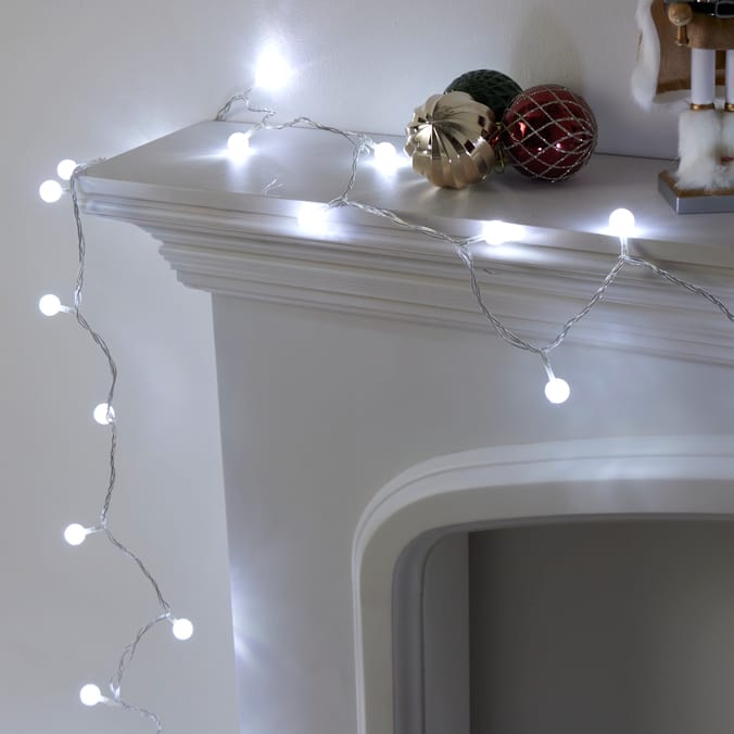 Prestige Mains Operated 100 LED Berry String Lights