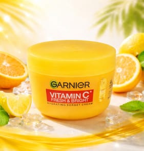 Garnier Vitamin C Fresh & Bright Hydrating Sorbet Cream 85ml