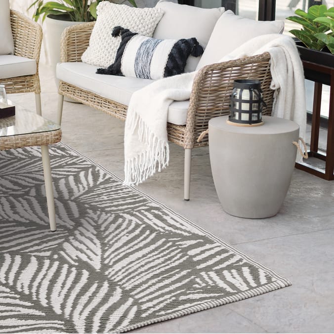 The Outdoor Living Collection Garden Rugs 150 x 240cm - Grey Leaf