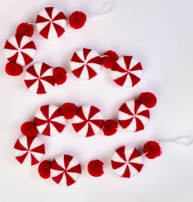 Winter Charm Candy Sweet Garland