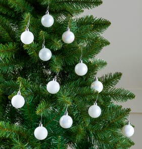 Festive Feeling 4cm Christmas Baubles 24 Pack - White