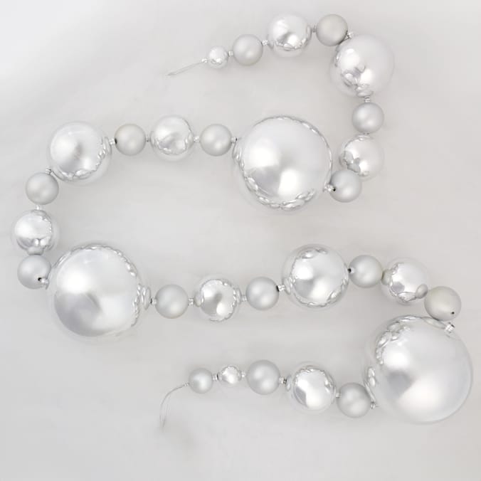 Festive Feeling Bauble Christmas Garland