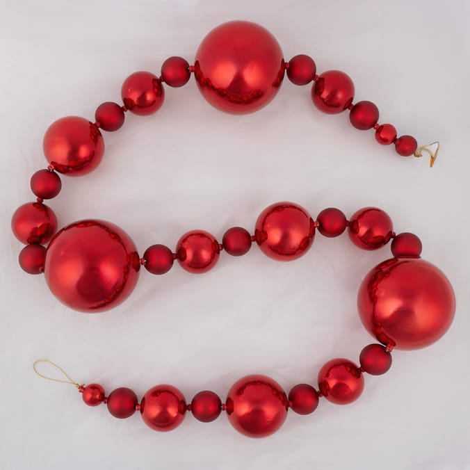 Festive Feeling Bauble Christmas Garland