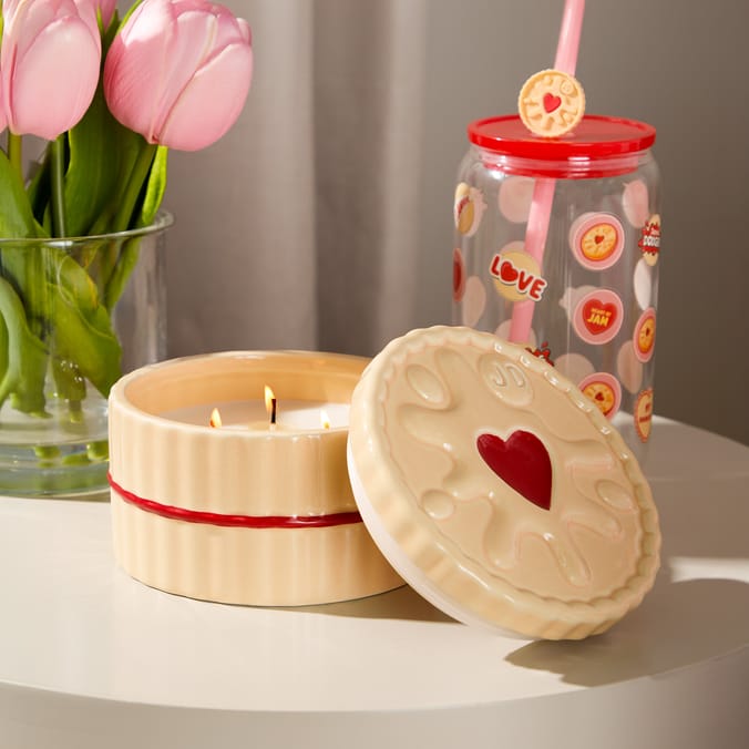 Jammie Dodger Scented Candle 220g   