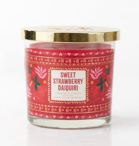 Wickford & Co. Scented Candle - Sweet Strawberry Daiquiri