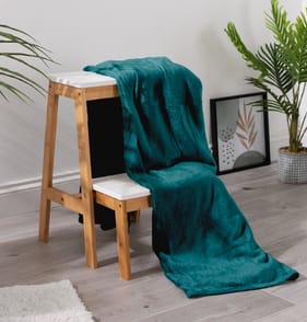 Home Collections Ultra Soft Throw - Teal