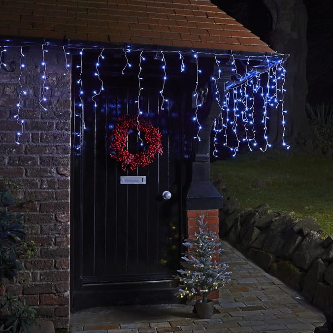 Prestige Mains Operated 1000 LED Gutter Icicle Lights