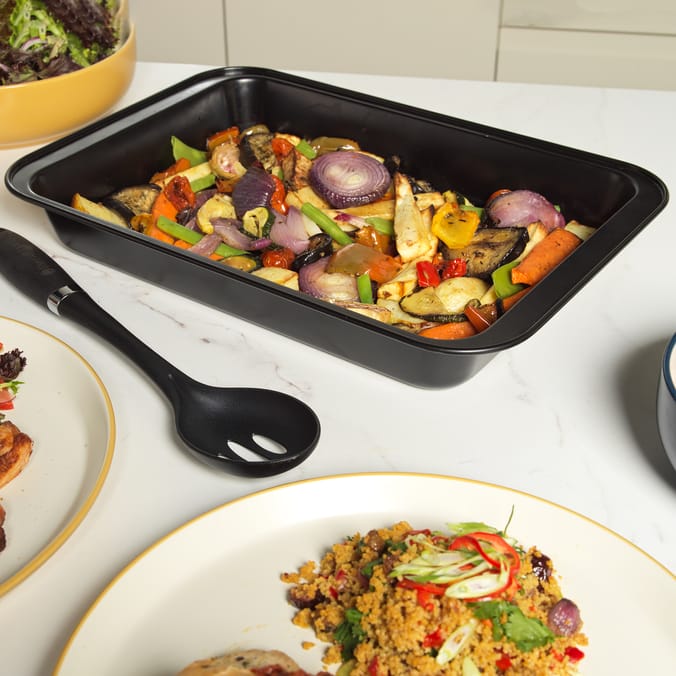 Russell Hobbs 38cm Roaster