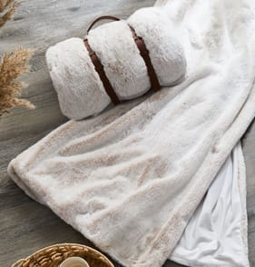 Home Collections Faux Fur Throw - Cream 