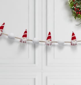 Winter Charm Gonk PomPom Garland - Red