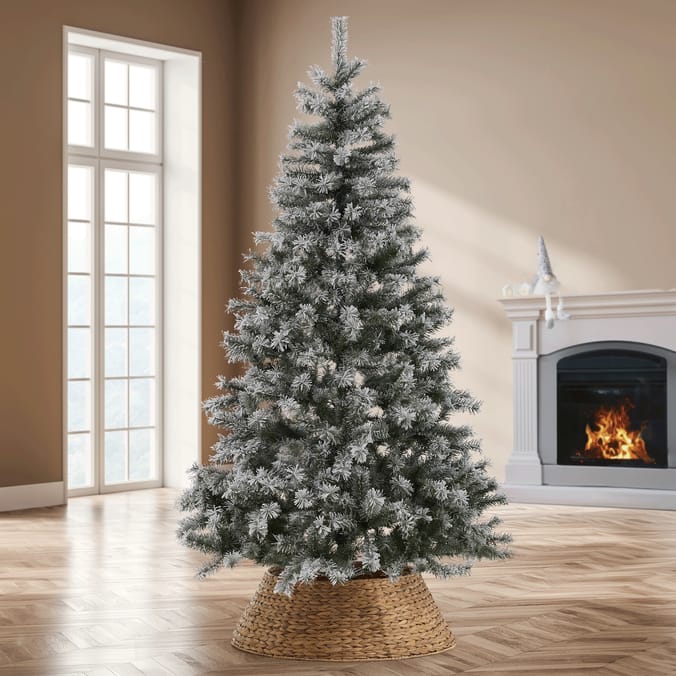 Festive Feeling Christmas Hyacinth Tree Skirt