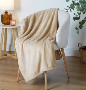 Home Collections Ultra Soft Throw - Cream