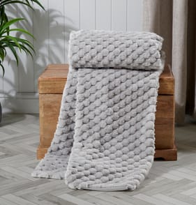  The Winter Warmer Collection Ginnie Faux Fur Throw - Grey