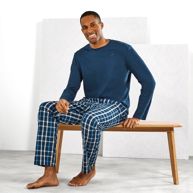 Jeff & Co by Jeff Banks Men's Navy Long Sleeve Top & Long Bottom Pyjama Set