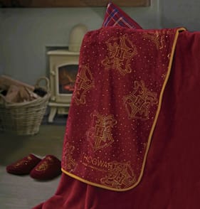 Harry Potter - Gryffindor Mittens and Slouch Socks