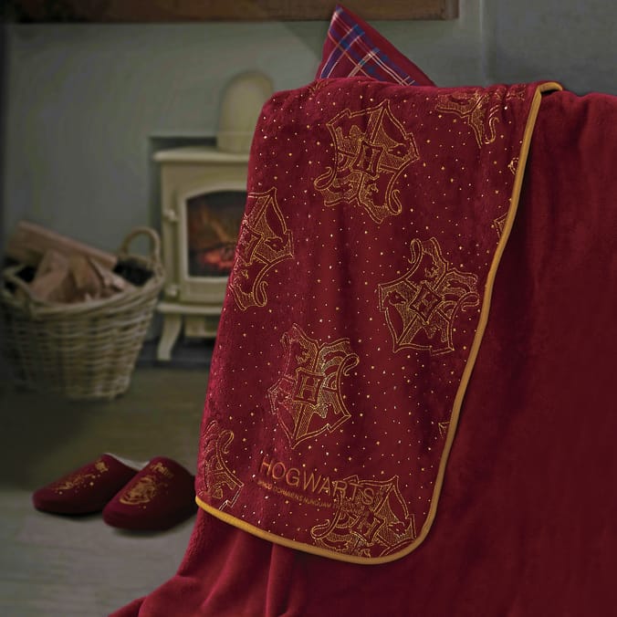 Harry Potter Hogwarts Fleece Throw