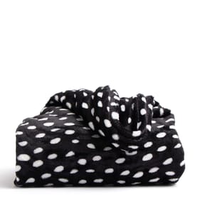 Home Collections Ultra Soft Throw - Black/White Polka