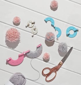 Sarah Ashford Pom Pom Makers