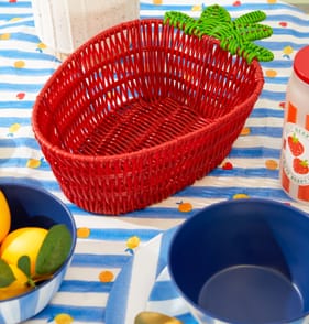 The Outdoor Edit Mediterranean Fruit Shaped Baskets - Strawberry