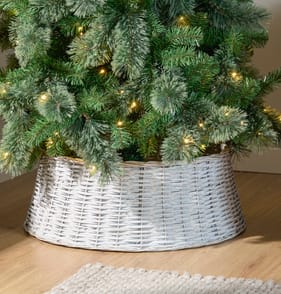 Festive Feeling Wicker Tree Skirt - White