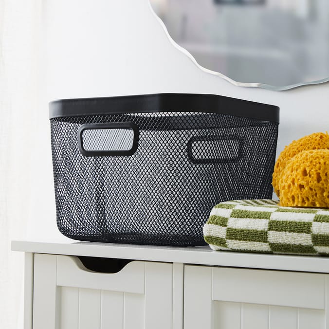 Large Wire Mesh Basket