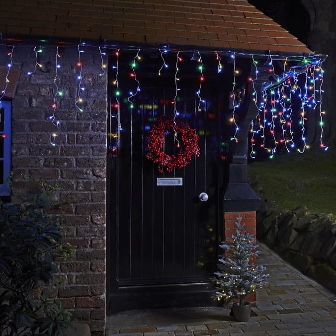 Prestige Mains Operated 240 LED Gutter Icicle Lights