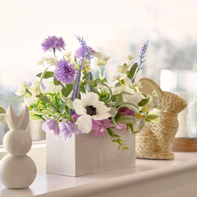 The Lifestyle Edit Spring Window Box