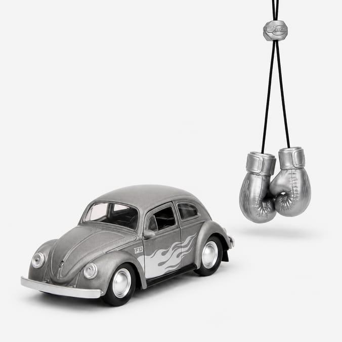 Jada Punch Buggy 1959 VW Beetle & Boxing Gloves - Assorted