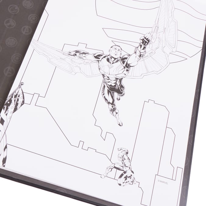 Marvel Avengers Colouring Set