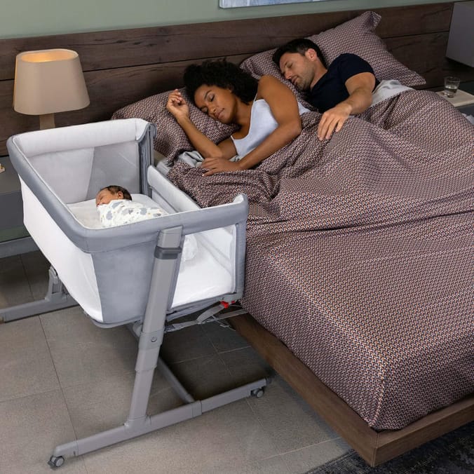 Chicco Next2Me 3in1 Co-Sleeping Bedside Crib - Grey