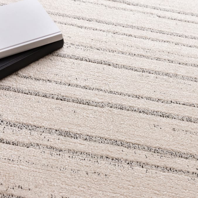 Asiatic Oslo Broken Stripes Rug OS05 - Cream/Grey