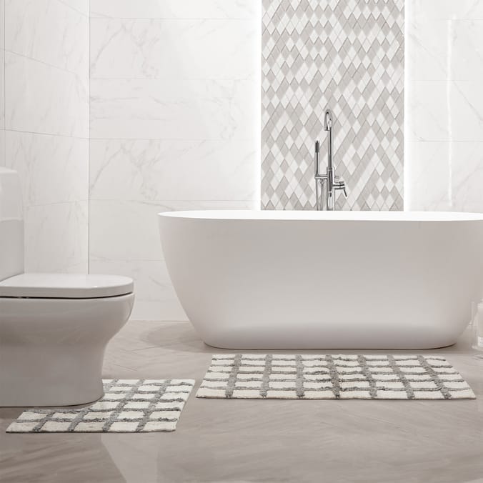 Tufted 2 Piece Checkered Bath & Pedestal Mats