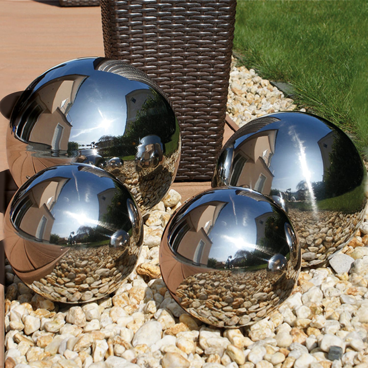 Jardin Stainless Steel Gazing Balls Set Chrome Home Bargains
