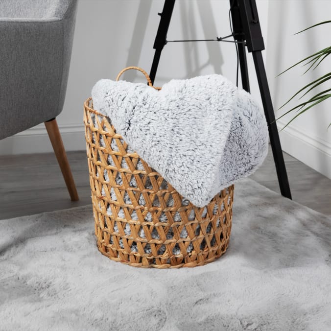 Snuggle Up Teddy Throw