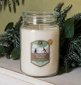 Wickford & Co Scented Candle 18oz - Snowflake Wishes