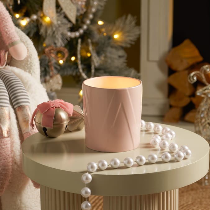 Nostalgia Ceramic Scented Candle 750g - Strawberry Cheesecake