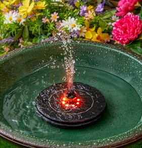 Jardin Floating Fountain Solar Light
