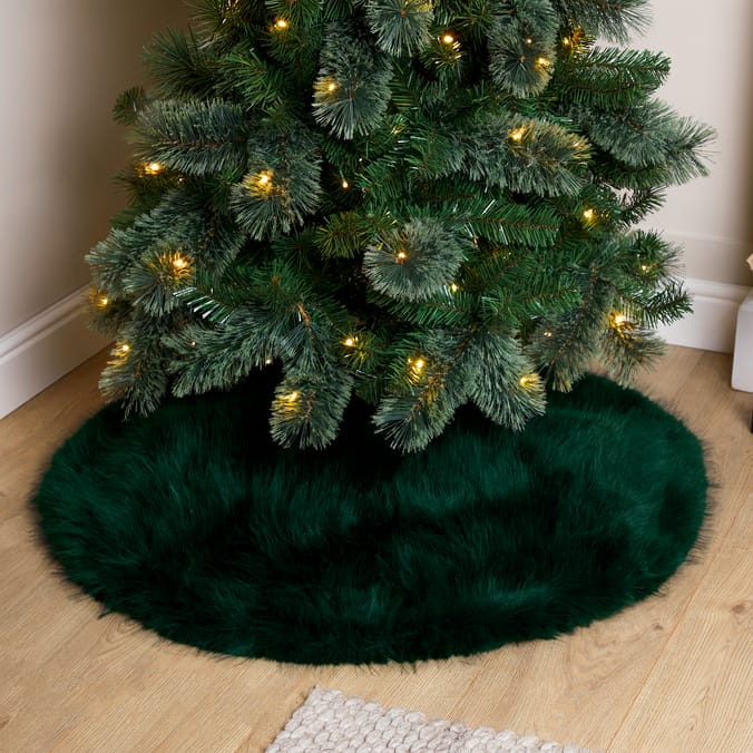Festive Feeling Christmas Faux Fur Tree Skirt