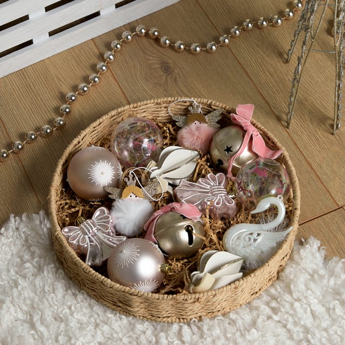 Winter's Tale Christmas Baubles 15 Pack