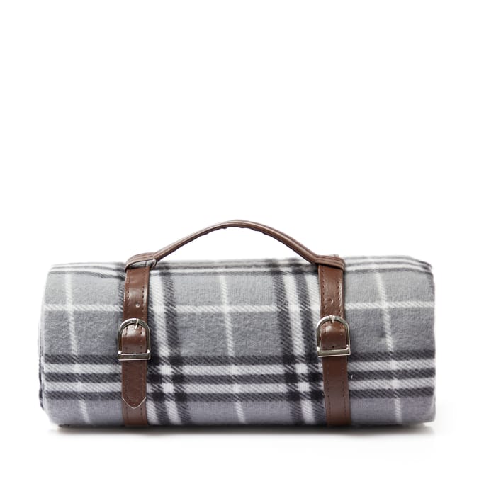 The Outdoor Living Collection Picnic Blanket Home Bargains