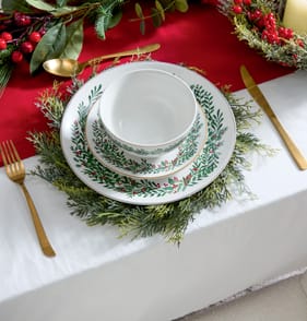 Festive Feeling Foliage Placemat - Wreath