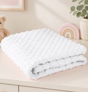 Pure Baby Bubble Blanket - White