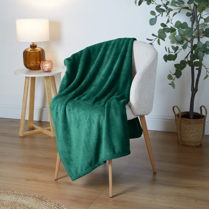 Home Collections Ultra Soft Throw - Dark Green 